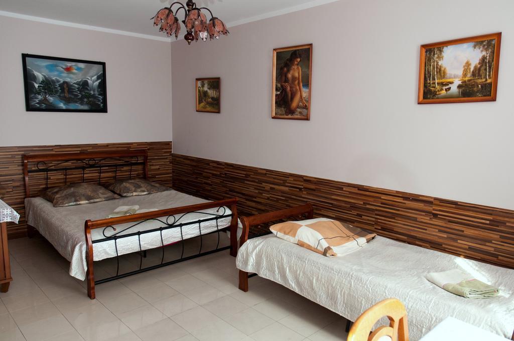 Hotelik Niedzwiadek Radzyn Podlaski Habitación foto