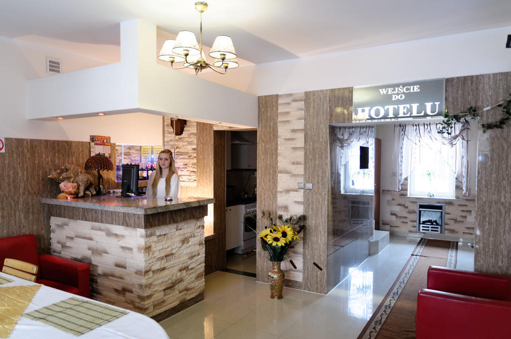 Hotelik Niedzwiadek Radzyn Podlaski Exterior foto