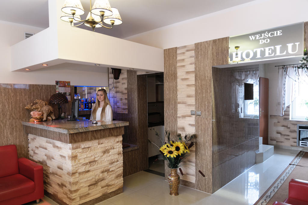 Hotelik Niedzwiadek Radzyn Podlaski Exterior foto